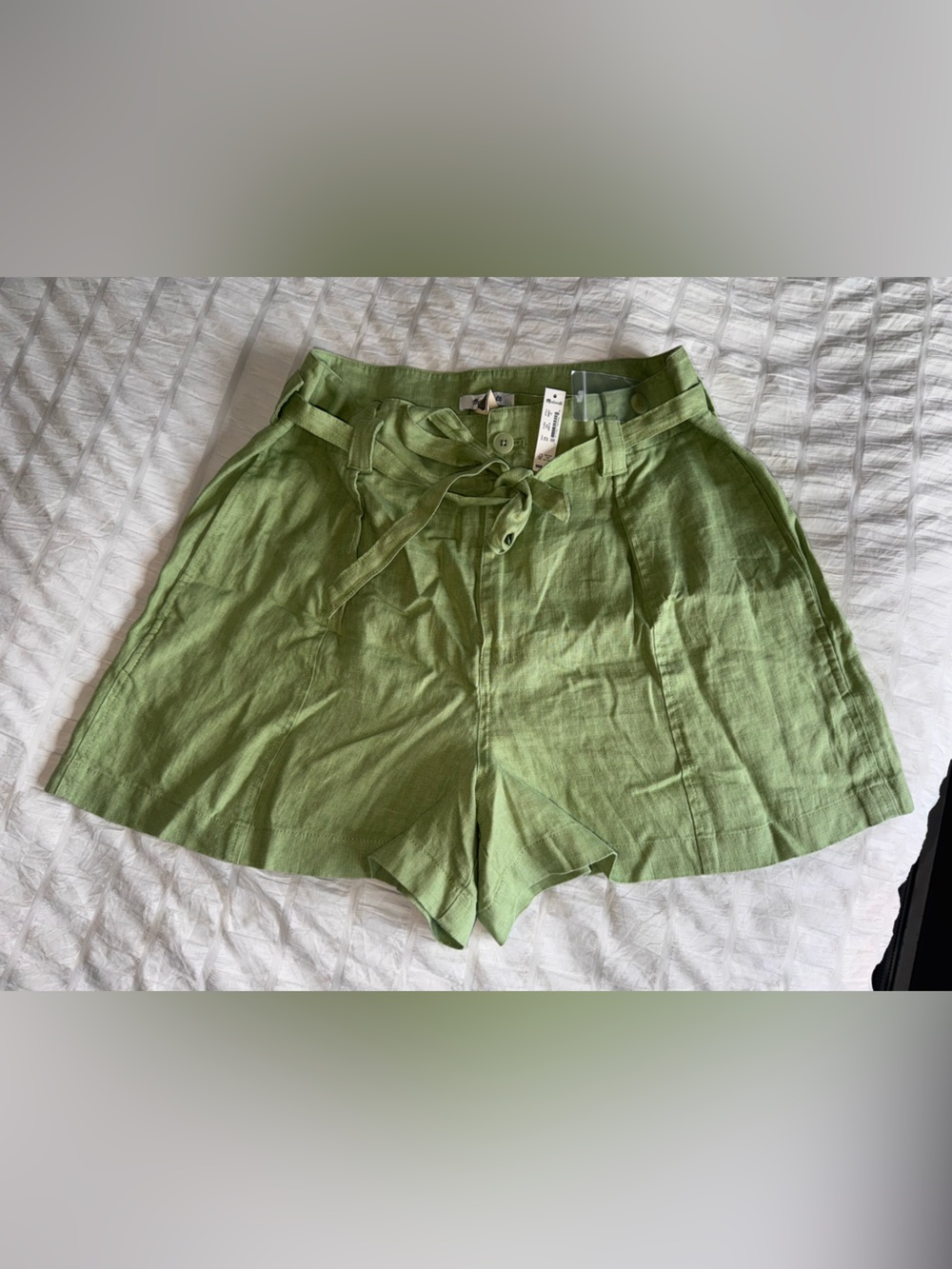 NWT Madewell Seedling Tie Belt Paperbag Waist Green Linen Shorts. 10 beach